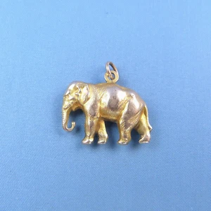 Colgante/dije hinchado victoriano de elefante chapado en oro - Imagen 1 de 4