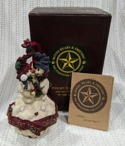 Boyds Bears Folkstone "Mistletoe Holly First Christmas Snowball" #25900 Ornament - Foto 1 di 10