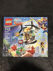 LEGO 41234 - DC Super Hero Girls Bumblebee Helicopter
