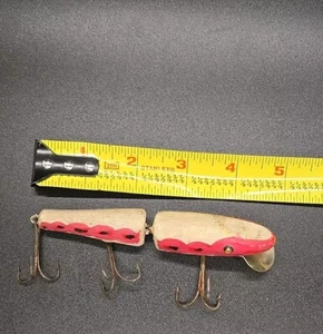 Vintage Jointed Fishing Lure Wood Wooden 3 Hook Antique Unmarked Red White  - Bild 1 von 22