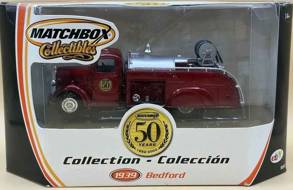 Matchbox 96947 Bedford Fire Engine - 50 Years - Models Of Yesteryear  - image 1 of 3