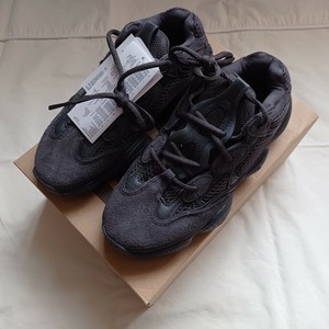 yeezy 500 black uk