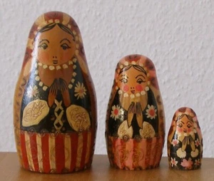 Matroschka. Matruschka, Matrioschka, Babuschka! 3 Puppen! RARITÄT SAMMLEROBJEKT! - Bild 1 von 3