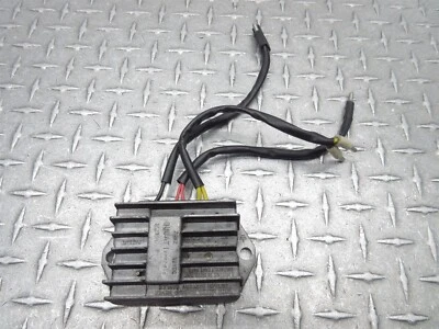 2003 03-05 Moto Guzzi V11 Cafe Ballabio 整流器电压调节器控制 — 第 1/4 张图片