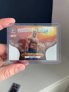 Ciryl Gane Rising Suns White Sparkle Prizm - 2022 Panini Donruss Optic UFC - Imagen 1 de 2