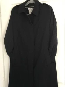 Man’s Royal Navy Raincoat Classic Shape Mac Very Dark Navy size 176/100 - Picture 1 of 8