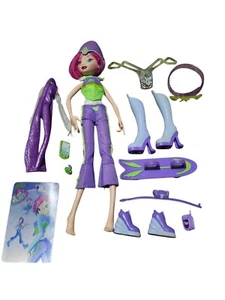 Mattel 2004 Winx Club TECNA Figure Doll Season 1 w Accessories - Picture 1 of 3