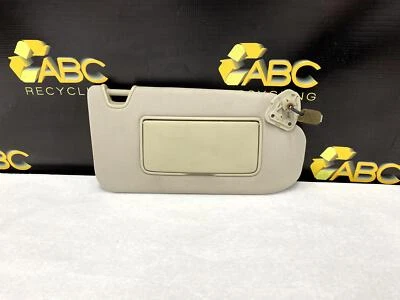 Parasol iluminado para pasajero derecho Infiniti EX35 2008-2012 Foto 1 de 4