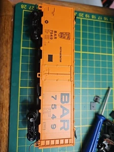 Athearn HO Scale Steel Reefer Blue Box BAR Paint Used - Picture 1 of 6