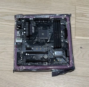 ASRock B450M Pro4 AM4 ATX AMD Motherboard for Ryzen CPUs w/ IO Shield - Bild 1 von 4