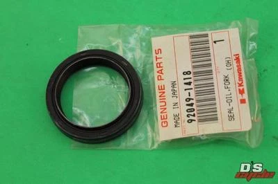 NOS 1994-1997 Kawasaki ZX600 Ninja ZX-6R Fork Outer Oil Seal 92049-1418 - Image 1 of 4