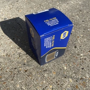 Fuel Filter NFF2226 NAPA 0000077368723 0000077369138 77367410 77368566 77368593 - Picture 1 of 4