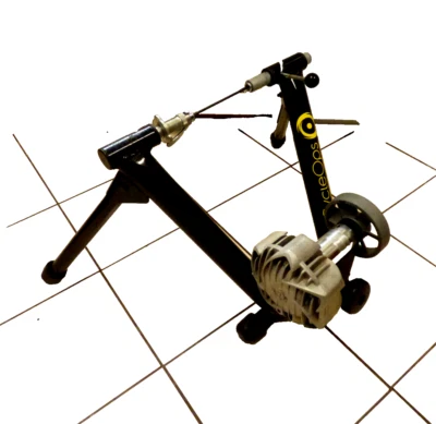 CycleOps Fluid 2 Bicycle Cycling Indoor Bike Trainer - Image 1 of 4