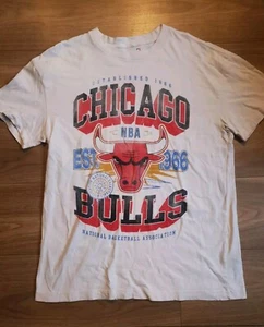 Abercrombie & Fitch Chicago Bulls T Shirt Mens Large White Graphic Print Nba Usa - Picture 1 of 8