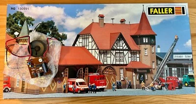 Faller H0 130991 / 991 Rettungswache mit Feuersirene 180637  Feuerwehr - Bild 1 von 4