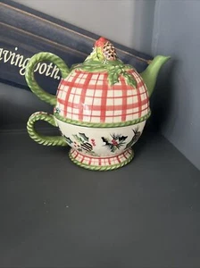 Tracy Porter Winterland Collection Ceramic Holly Hand Painted Tea for One 7" - Picture 1 of 5