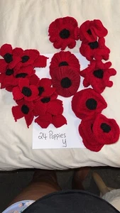 REMEMBRANCE DAY KNITTED RED POPPY BROOCH - Picture 1 of 1