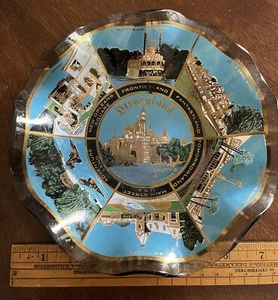 Vintage Disneyland Souvenir Scalloped Wavy Glass Candy Trinket Dish - Picture 1 of 7