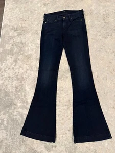 Pantalones de mezclilla acampanados fenomenales elásticos lavado oscuro 7 For All Mankind Jiselle AU0298976 NUEVOS - Imagen 1 de 17