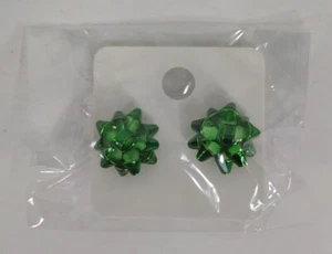 NIP Festive Holiday green gift bow earrings Postback metallic Christmas Birthday - Picture 1 of 2
