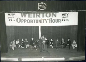 WEIRTON WHS W VIRGINIA OPPORTUNITÀ ORA WSTV STEUBENVILLE OH FOTO TALENTO ANNI 40 - Foto 1 di 2