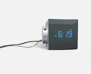 Sony Cube ICF-C1PJ Clock Radio w/Nature Sounds & Projection Tested Works - Picture 1 of 5