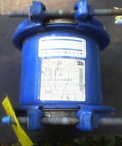 Smith - Blair 6" Acoplamiento Acero Superior Perno Estilo 42106560760031 (¿o 81?) nitrilo - Imagen 1 de 2