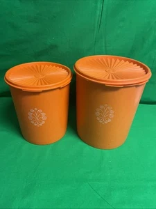 Vintage Set of 2 Orange Tupperware Canisters 807-12/ 805-6 Lot 2 A4 - Picture 1 of 7