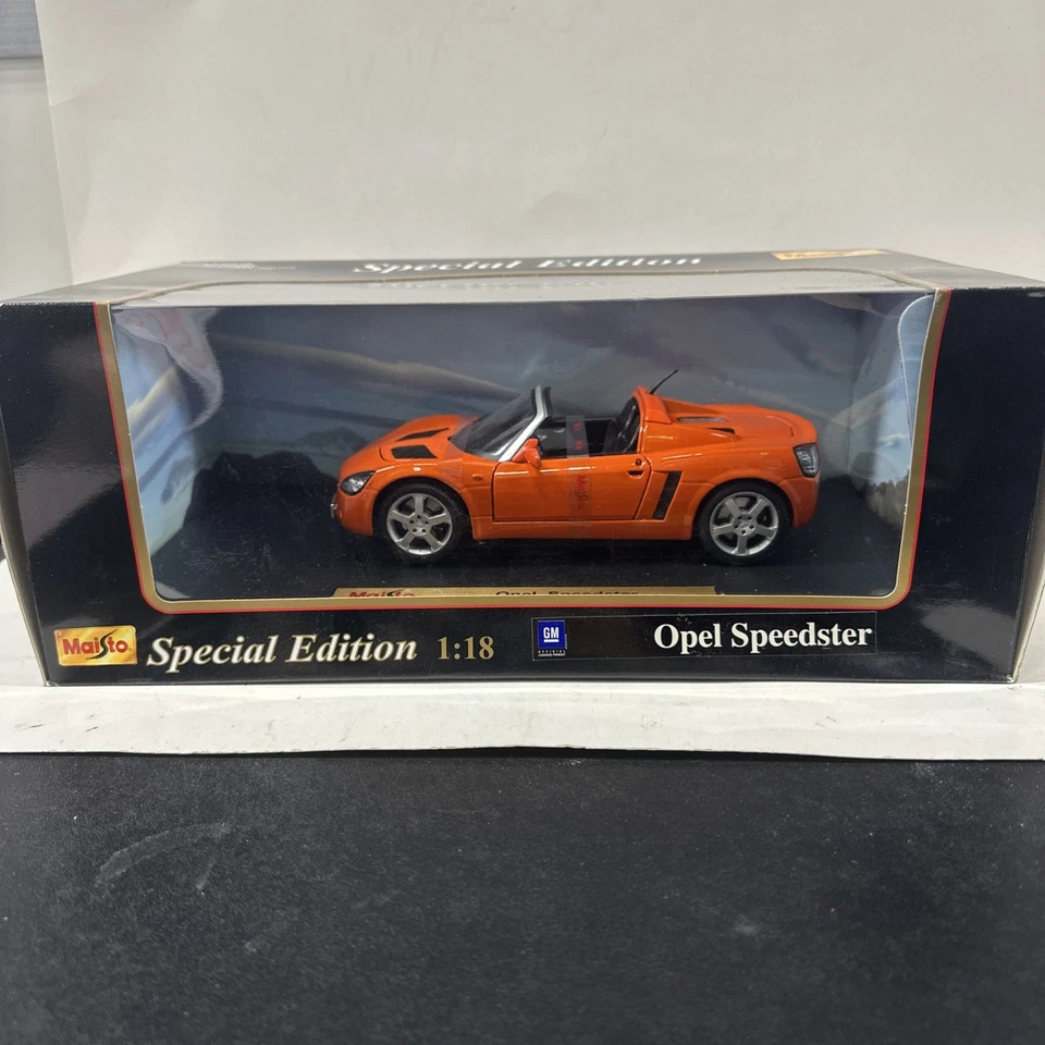 Maisto Special Edition OPEL Speedster Diecast Car Yellow 1 18