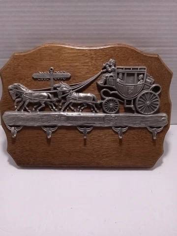 German Wall Hook vintage Stagecoach horse wagon Alte Post Berlin Munchen metal Cover