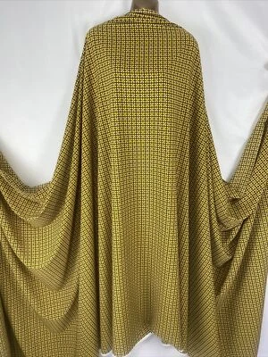 CHEAPEST FABRICS UK NEW*Smooth Soft M/Weight Polyester Geometric Print Dress/Craft Fabric*FREE P&P