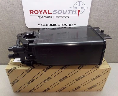 Toyota Highlander 2004 - 2006 3.0L / 3.3L EVAP vasilha de carvão original de fábrica - Imagem 1 de 4