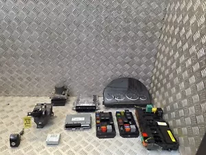 06-09 Range Rover L322 3.6 Engine ECU Kit - Picture 1 of 6