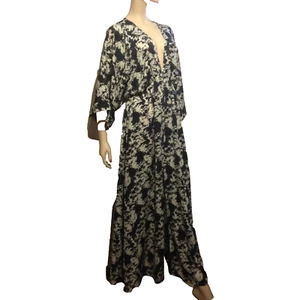 Large Tyche Navy Blue White Print Jumpsuit 3/4 Sleeve Light Resort Deep Neck - Picture 1 of 13