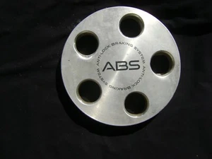 1997-2000 PONTIAC GRAND AM GRAND PRIX ABS center cap 9592390 - Picture 1 of 3