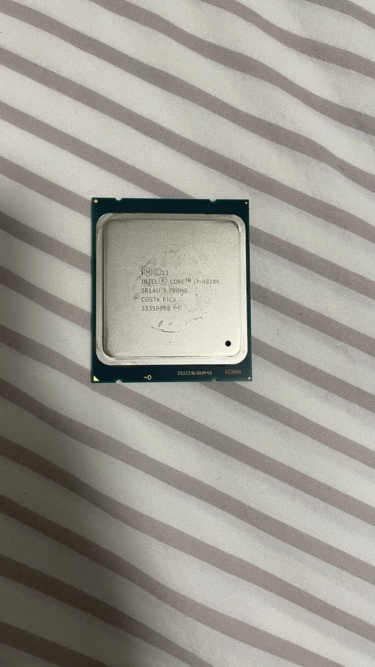 Intel Core i7-4820k SR1AU 3,70 GHz Foto 1 de 1