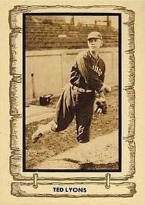 1980-83 Pacific Legends #77 Ted Lyons Chicago White Sox HOF