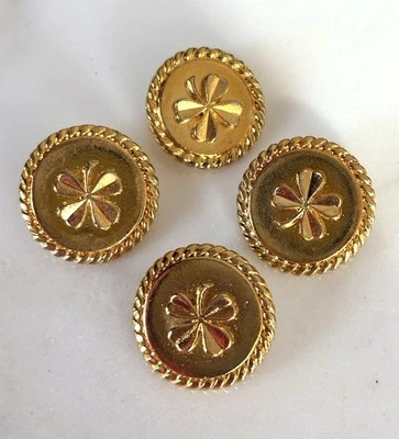 CHANEL 1990s VINTAGE CC GOLD  4 LUCKY CLOVER SIGNED BUTTONS JACKET AUTHENTIC NEW - Image 1 of 4