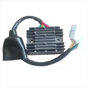 Regulator for Honda CBR XX Blackbird 1100 1999 2000 31600-MAT-E01 SH579C-12* - Picture 1 of 9