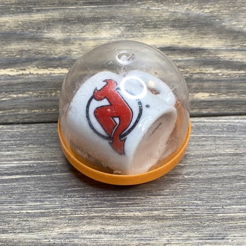 Vintage Vending Machine Hockey New Jersey Devils Mini Mug  1" Cover