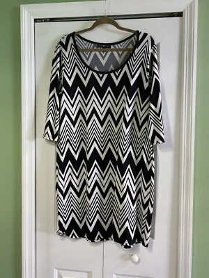 Women’s Black And White Derek Heart Dress Size 1X - Image 1 of 2