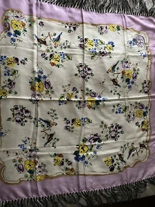Bufanda cuadrada de seda floral de porcelana Tory Burch con flecos - Imagen 1 de 7