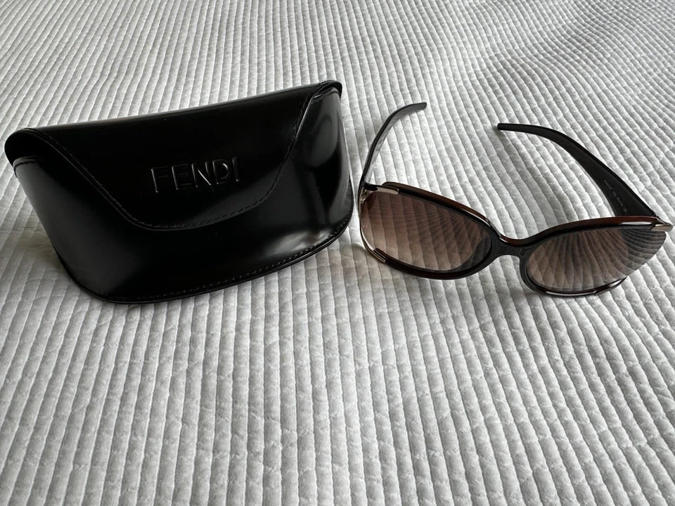 Gafas de sol Fendi para mujer vintage FS427AF - 100 % auténticas - Italia Foto 1 de 4