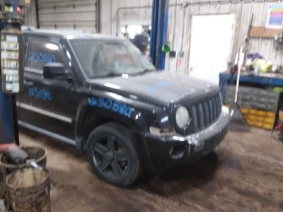 Cristal parabrisas compatible con 07-17 PATRIOT 2075641 Foto 1 de 4