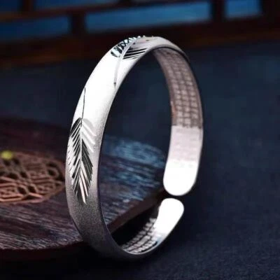 925 Sterling Silver Vintage Angel feather Bangle Bracelet Womens Charm Jewellery - Image 1 of 4