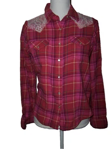Wrangler Western Shirt Size Medium Pink Plaid Flannel Pearl Snap Lace - Picture 1 of 5