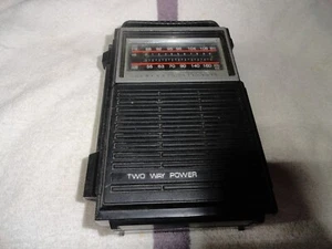 Vintage General Electric (two-way power) model no. 7-2800B portable AM/FM Works - Picture 1 of 6