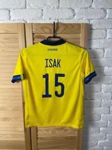 ISAK SWEDEN JERSEY HOME FOOTBALL SHIRT 2020 - 2022 ADIDAS YOUNG sz M 11-12YRS - Picture 1 of 12
