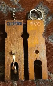 Juego de barra sacacorchos abridor de botellas de madera Adán y Eva de colección años 70 adulto novedad RIESGO - Imagen 1 de 3