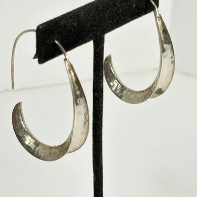 ATI Sterling Silver 925 Hammered Hoop Earrings Crescent V Mexico 6.6g 2" - Image 1 of 4